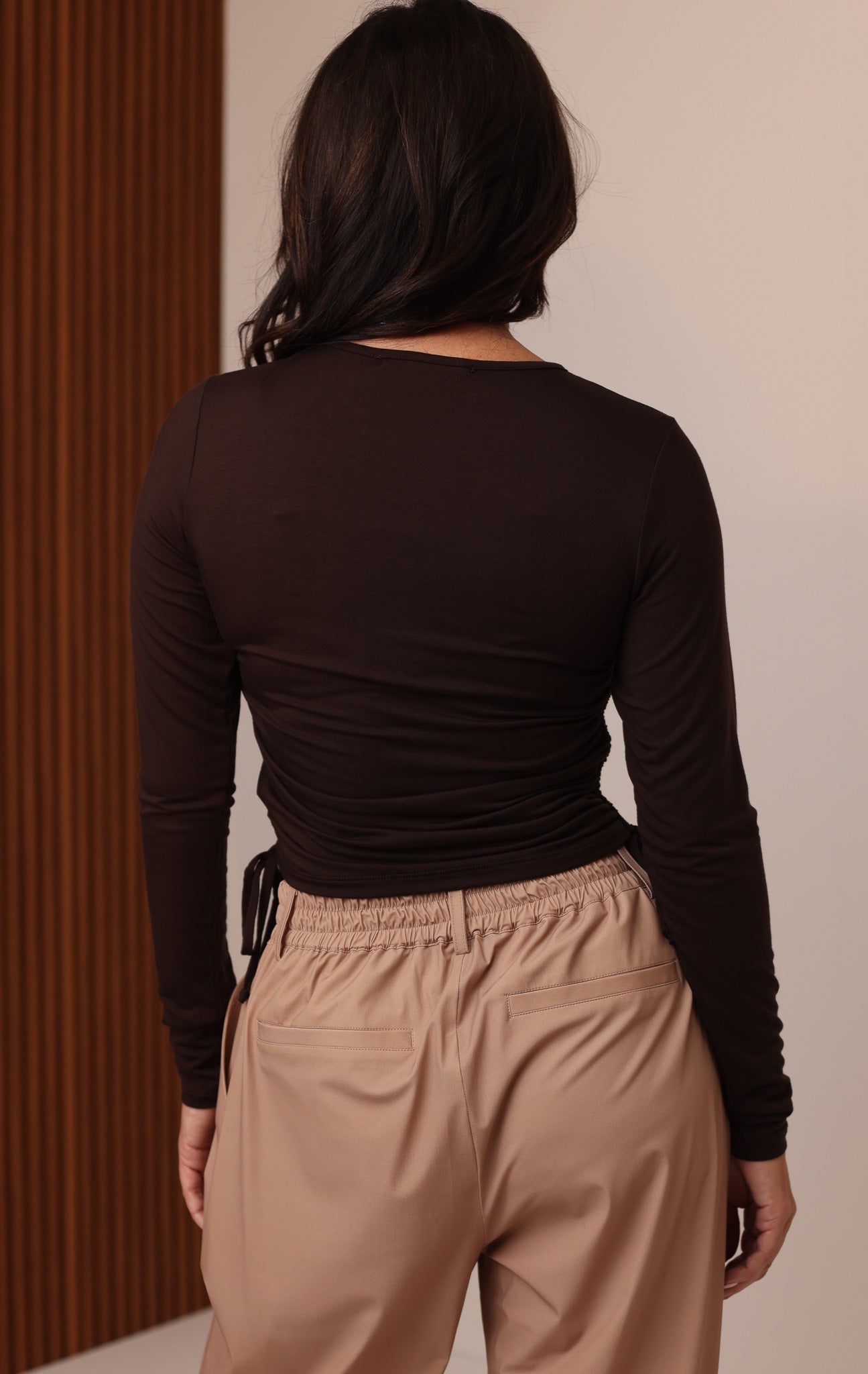 LORI LONG SLEEVE TUNNEL TOP - CHOCOLATE