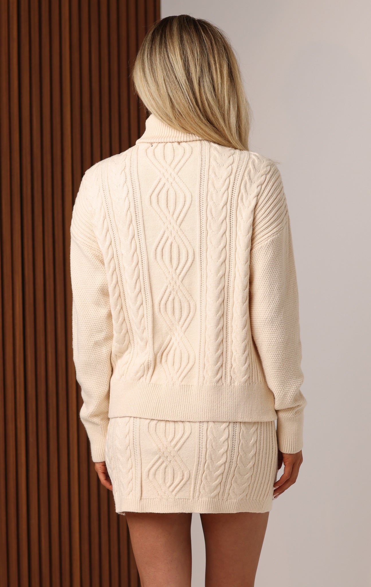 TAHOE TURTLENECK SWEATER - IVORY
