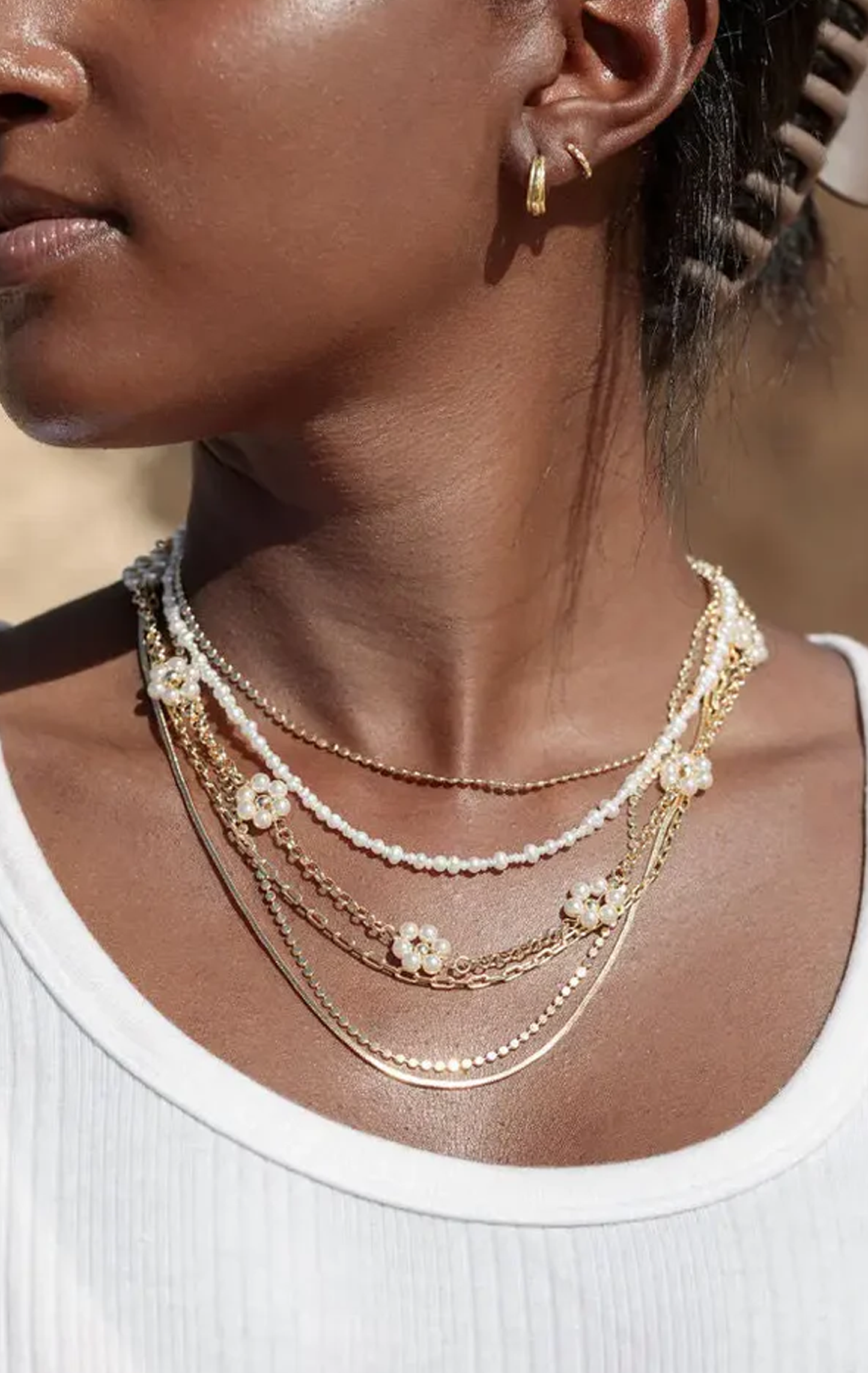 PEARL AND GOLD DAISY CHAIN NECKLACE