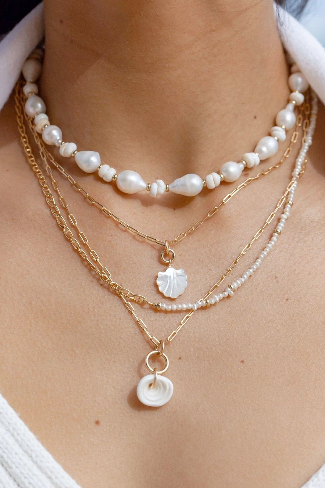 ASYMMETRICAL PEARL GOLD CHAIN NECKLACE - ALOHILOHI - -