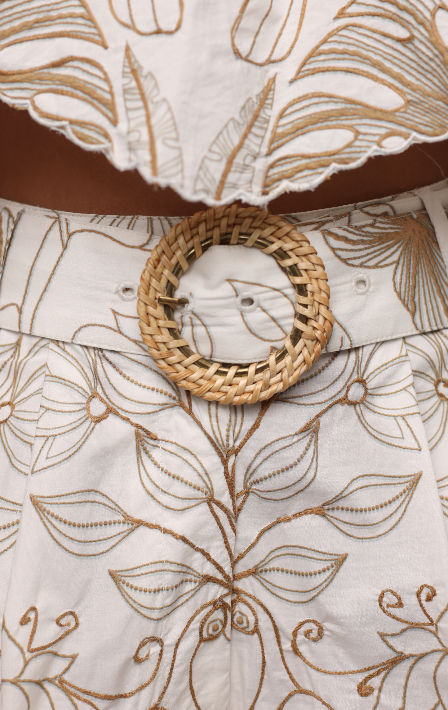 TRACY SHORT EMBROIDERED