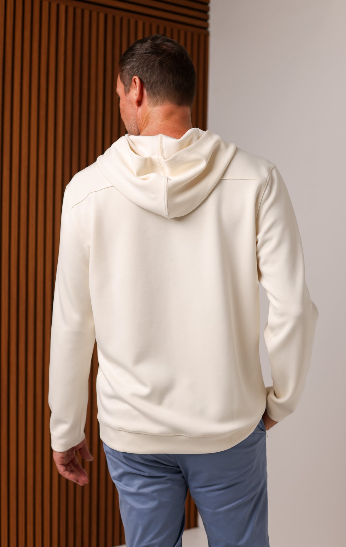 BREAKWATER HOODIE