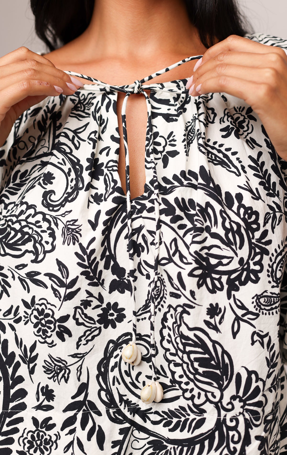 LIV TOP