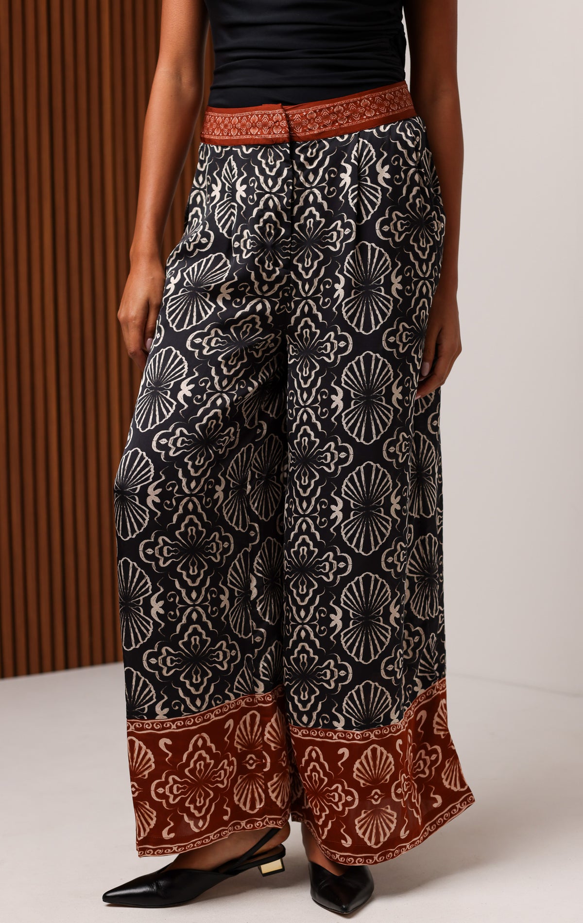 CELIA PANT