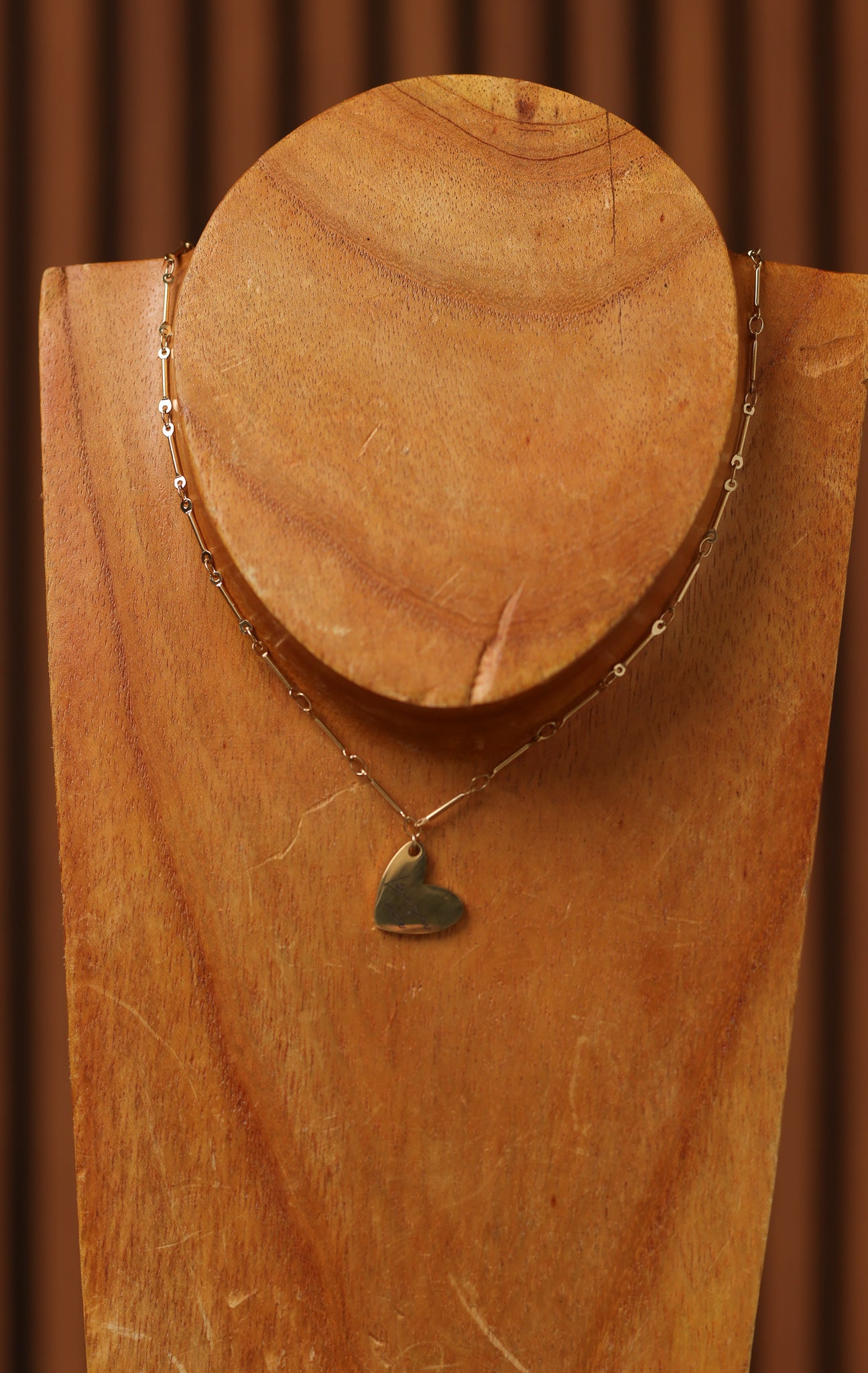 LOVEY DOVEY BAR NECKLACE - LOVE YOU MORE