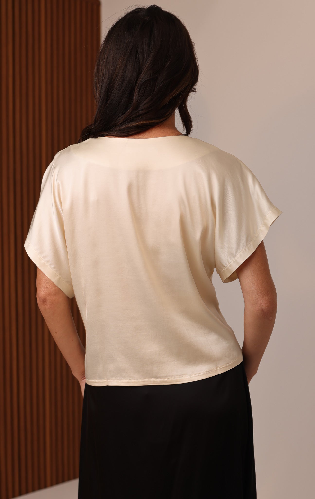 VIOLET V NECK TANK - IVORY