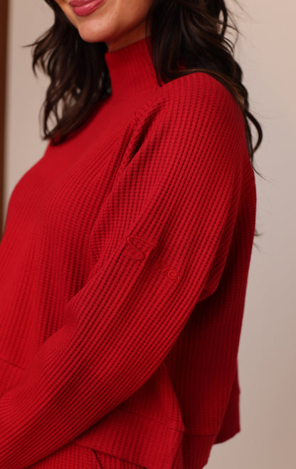 WEEKENDER WAFFLE KNIT PULLOVER