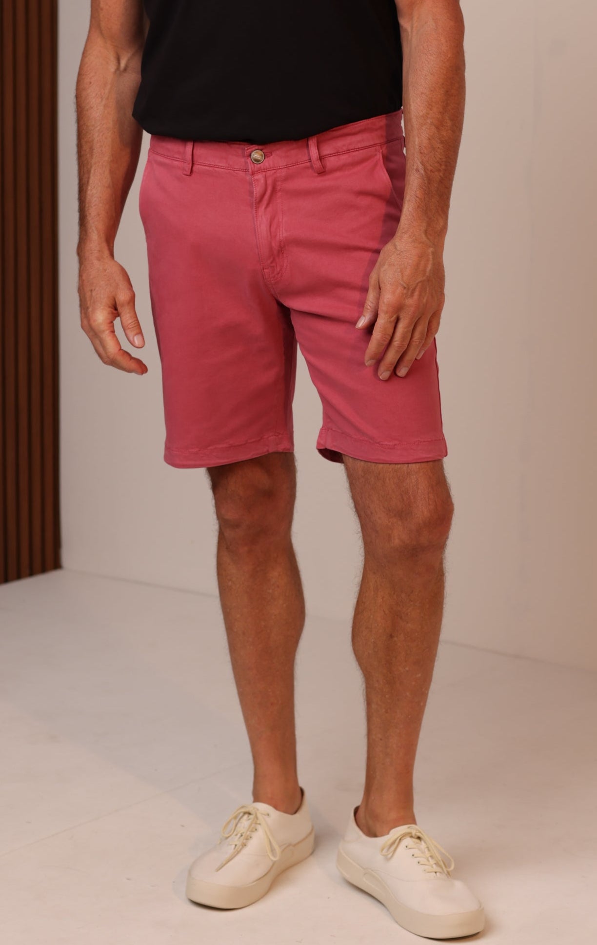 9" BOWEN SHORT - ROSE WINE - 28