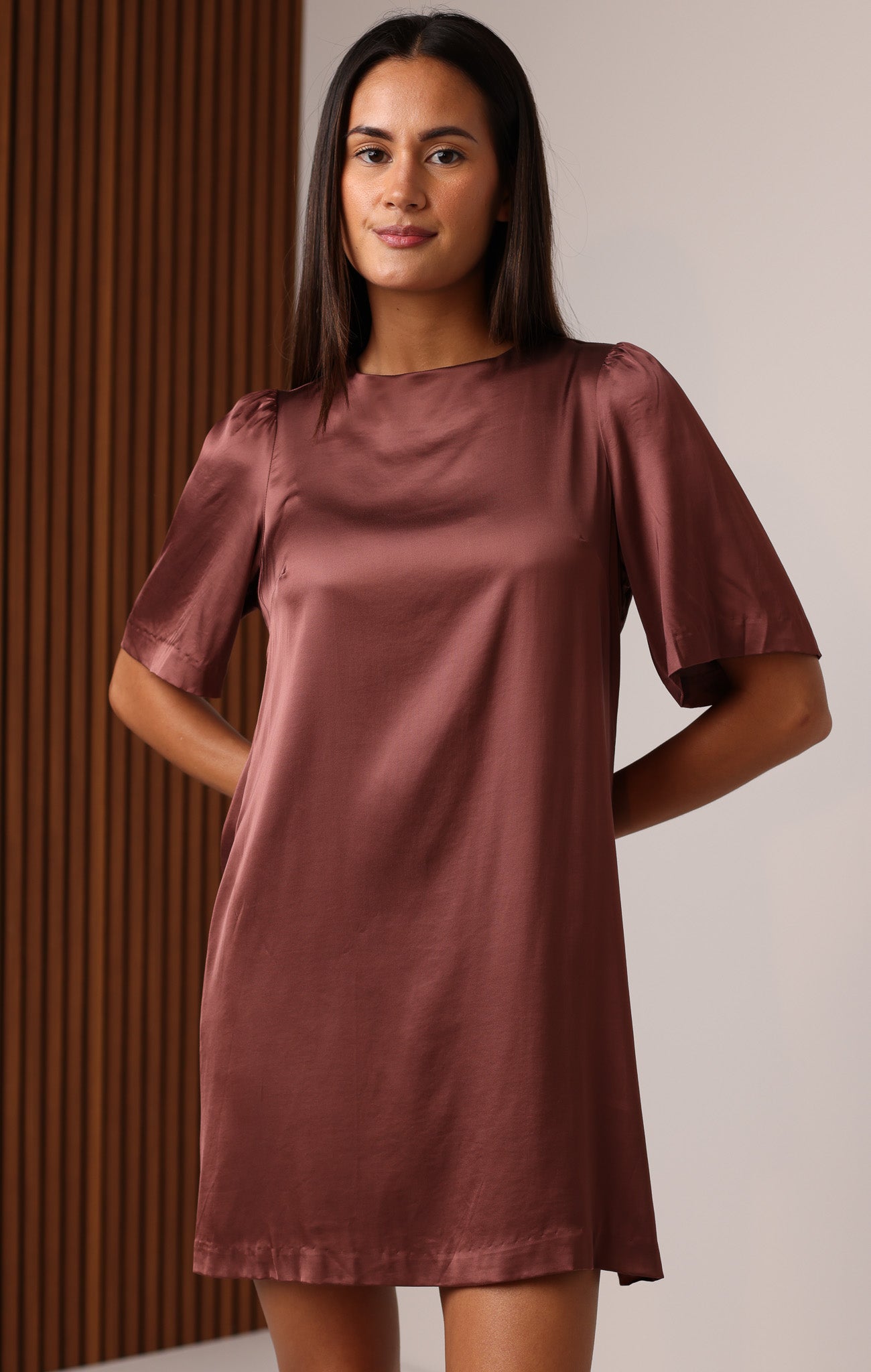 FLUTTER SLEEVE SHIFT MINI