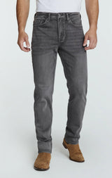 UNION ATHLETIC FIT DENIM