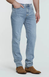 UNION ATHLETIC FIT DENIM
