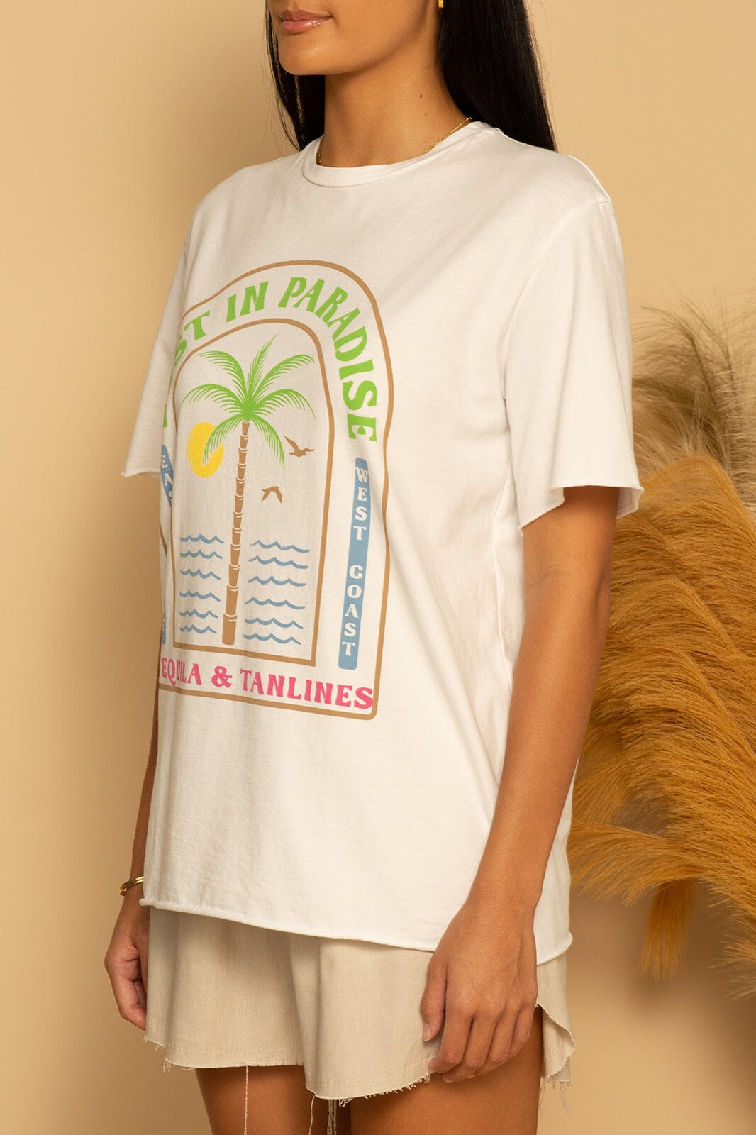 LOST IN PARADISE GRAPHIC TEE