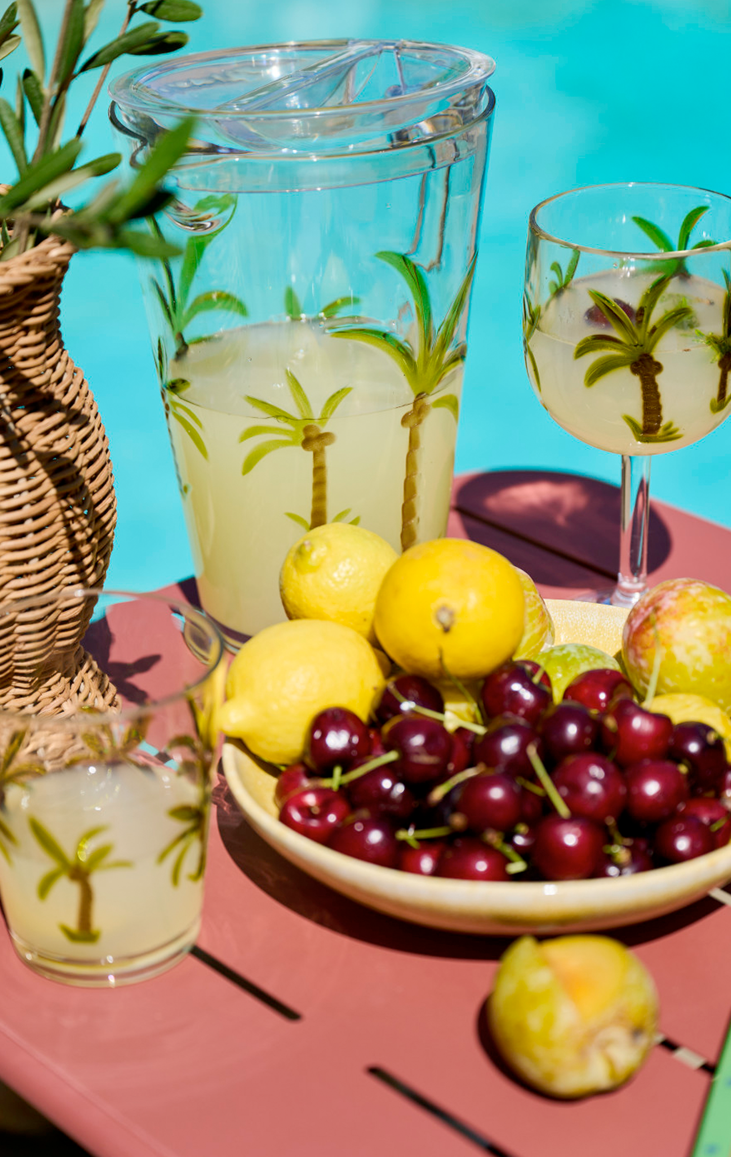 14 OZ. ACRYLIC DRINKING GLASS WITH PALM TREES DG2402