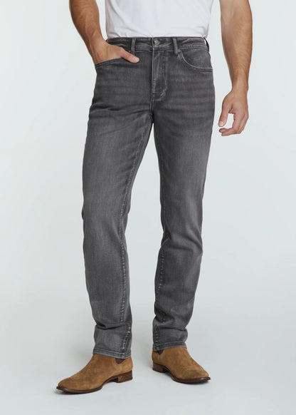 UNION ATHLETIC FIT DENIM
