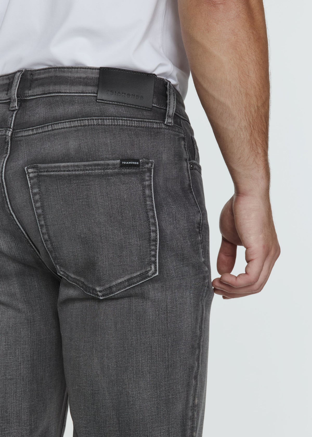UNION ATHLETIC FIT DENIM
