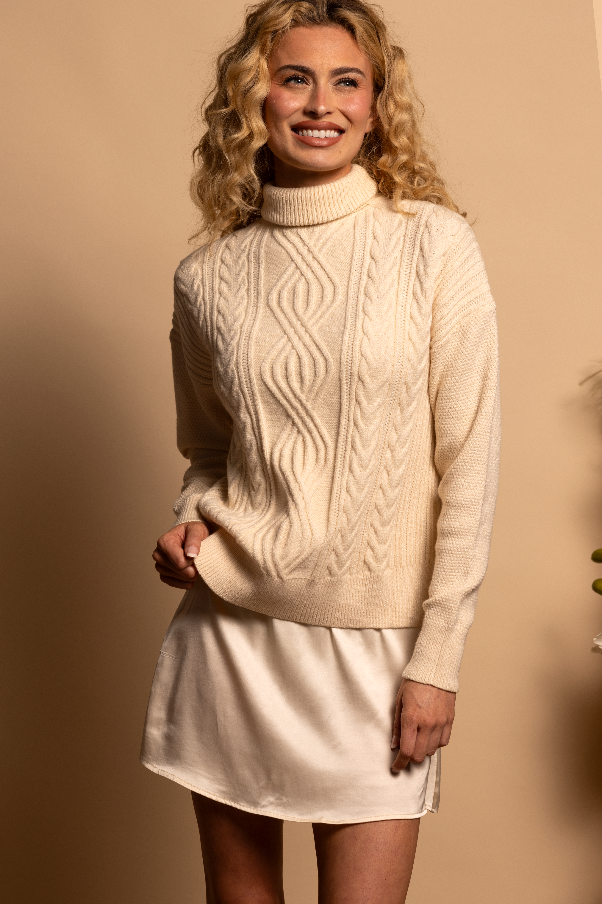 TAHOE TURTLENECK SWEATER - IVORY