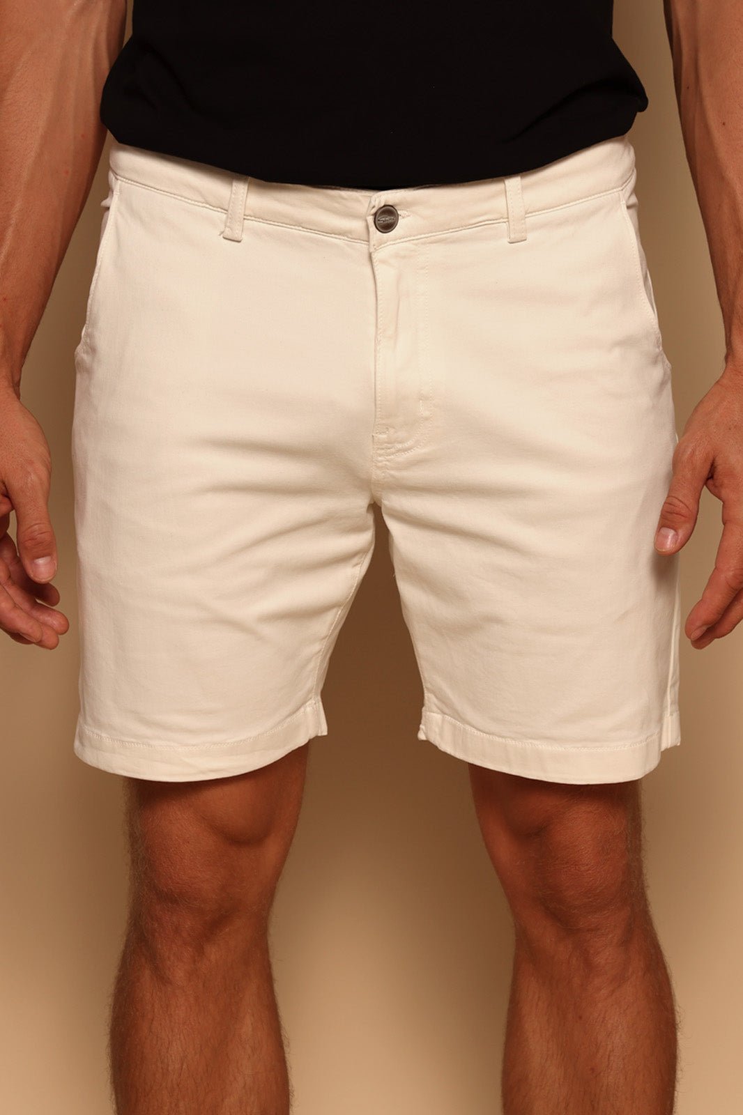 BOWEN SHORT - WHISPER WHITE - 28