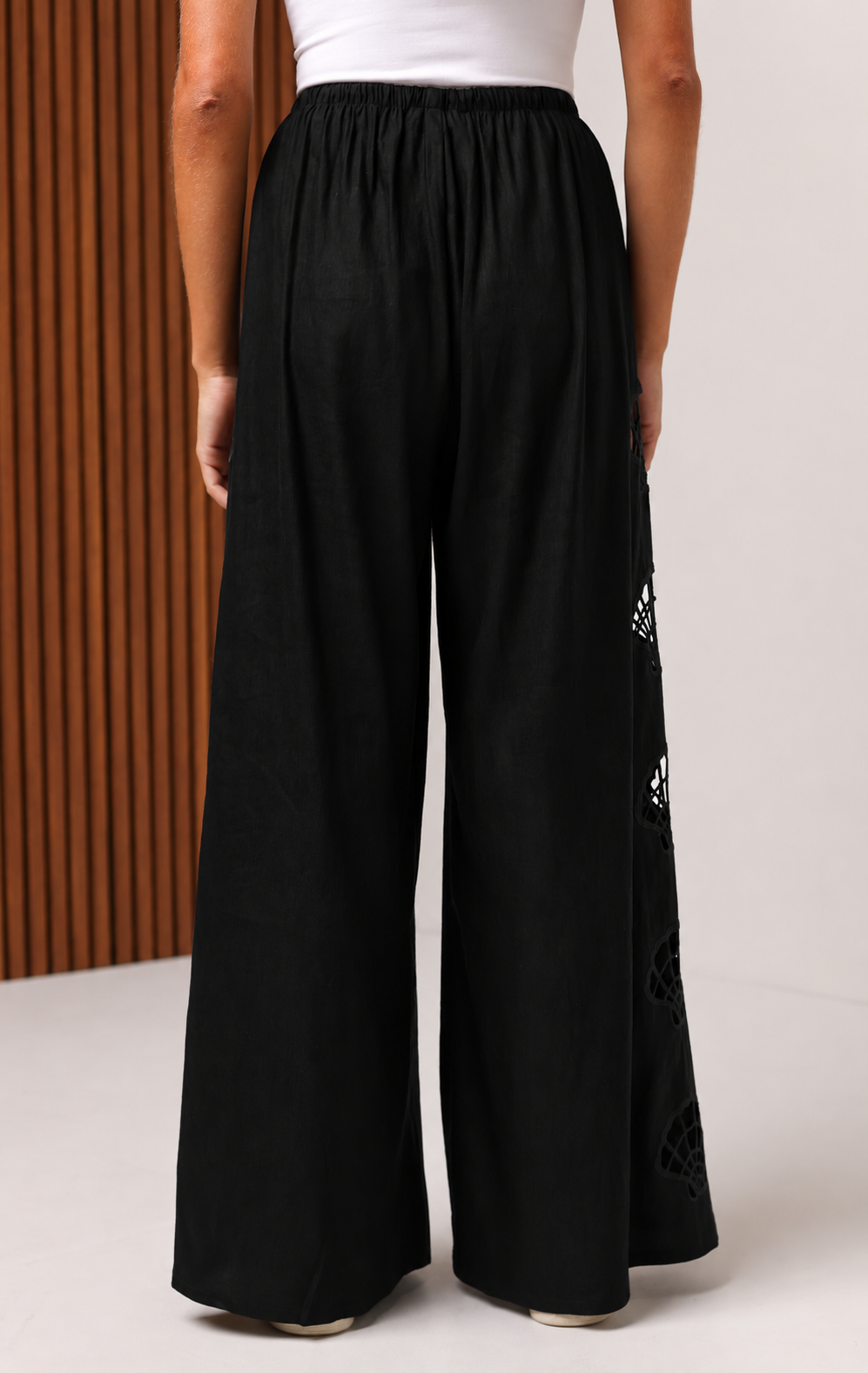 SHELLY PANT