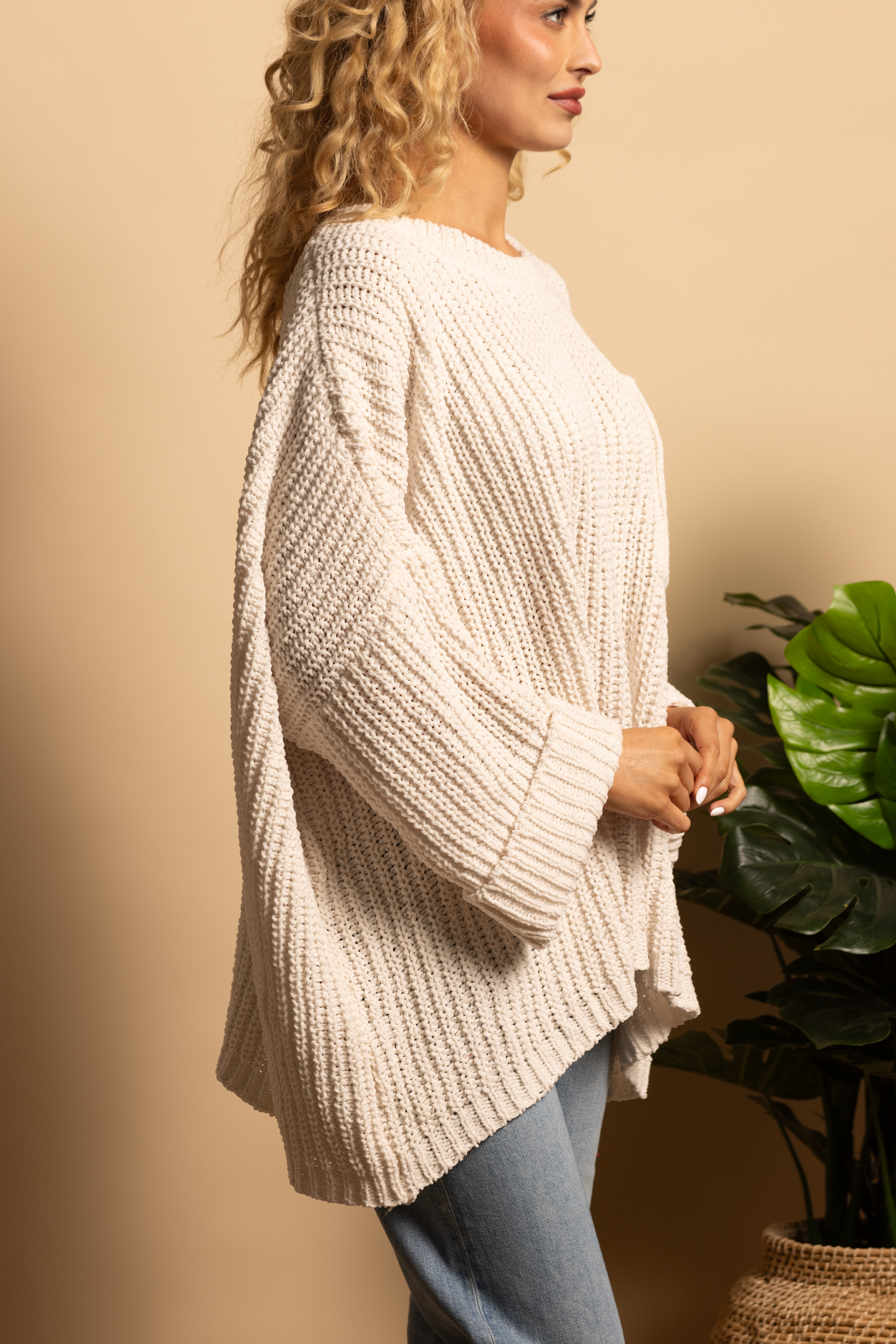 CHENILLE OVERSIZED SWEATER - IVORY - OS