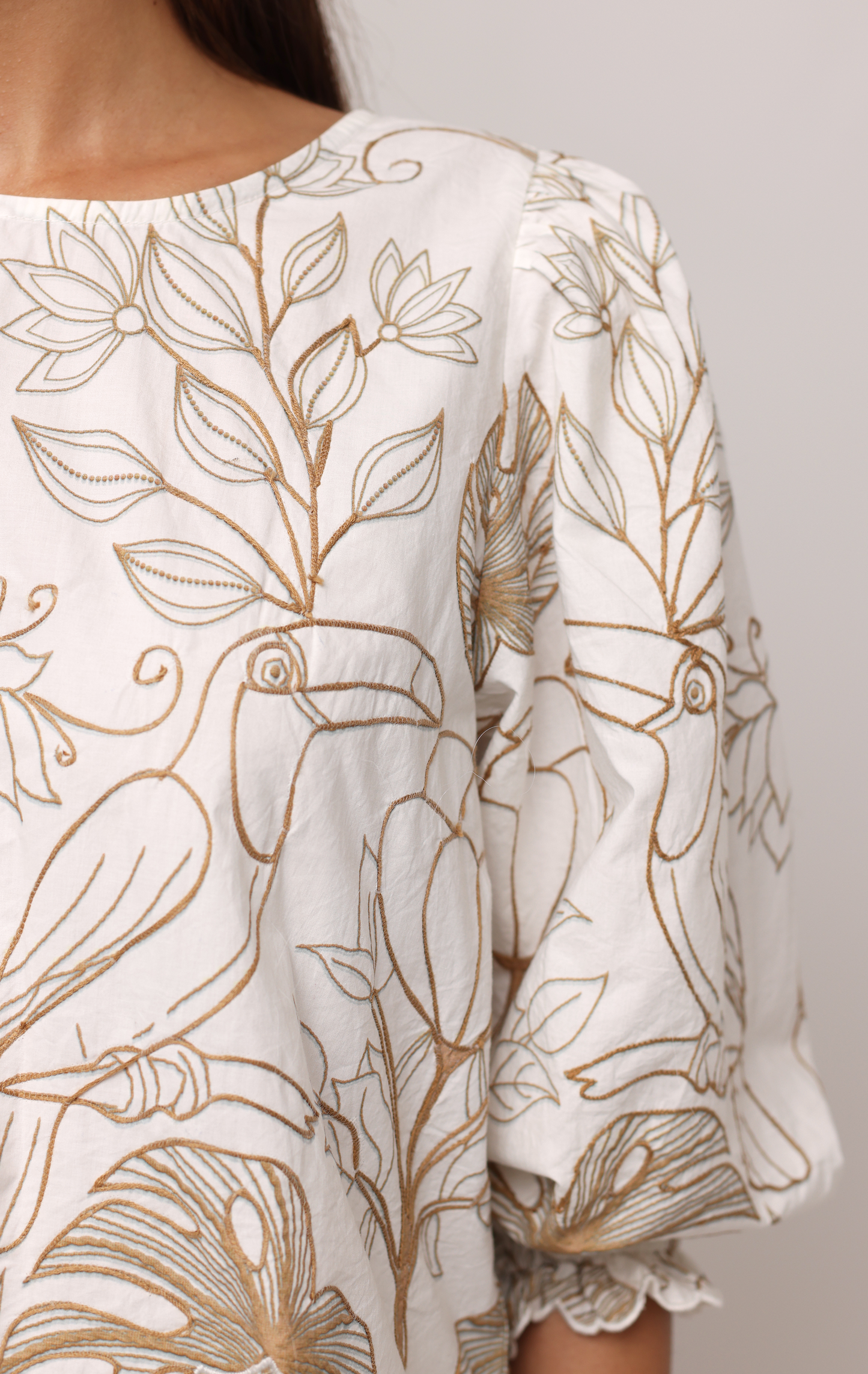 GEORGIE TOP EMBROIDERED