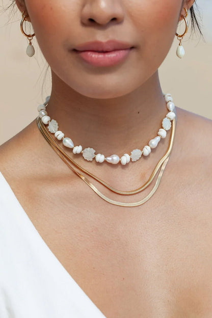 BAROQUE PEARL SCALLOP & PUKA SHELL NECKLACE - KEAO - Gold