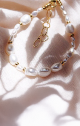 GOLD AND WHITE PEARL BEAD BRACELET