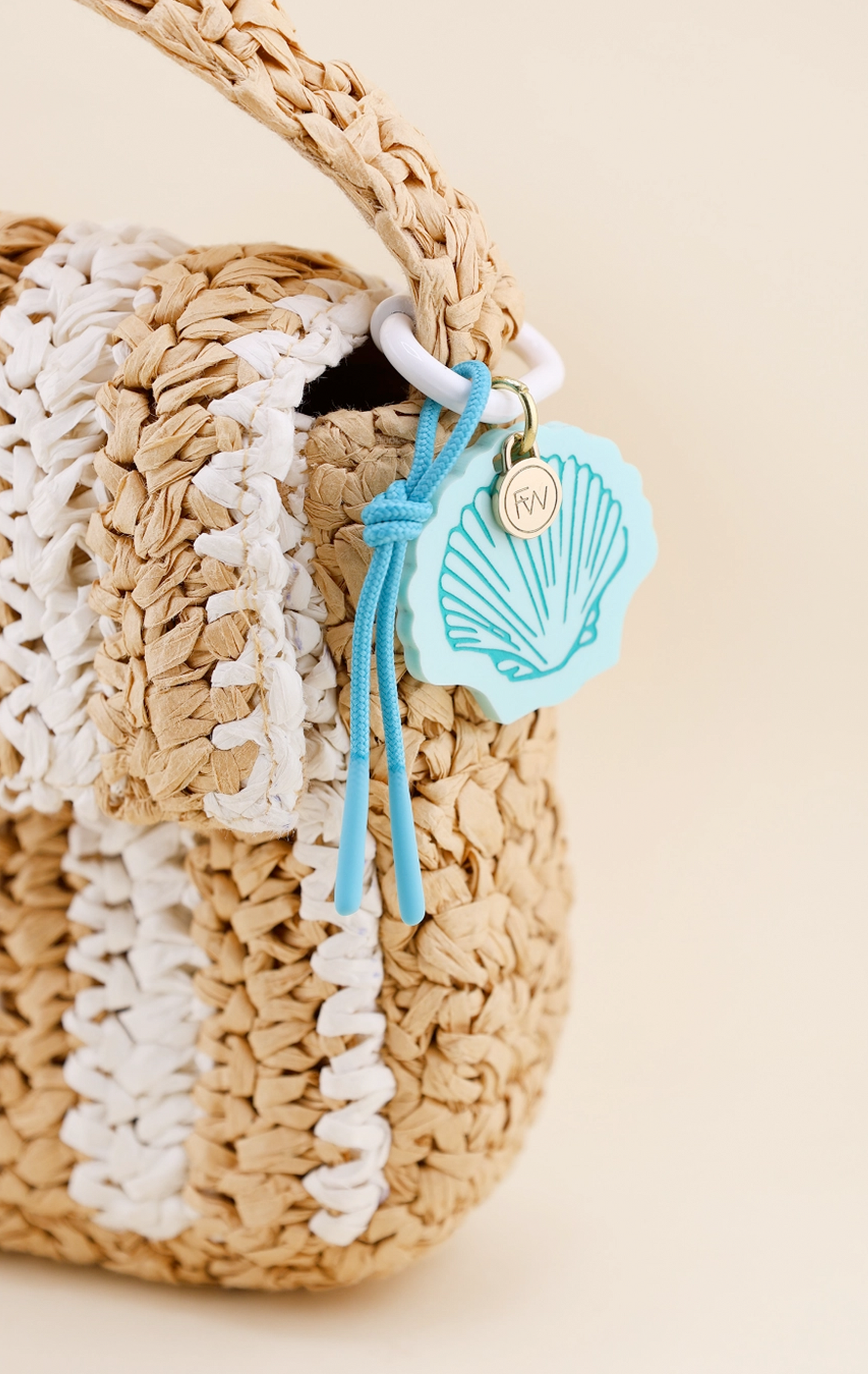 SEASHELL BAG CHARM