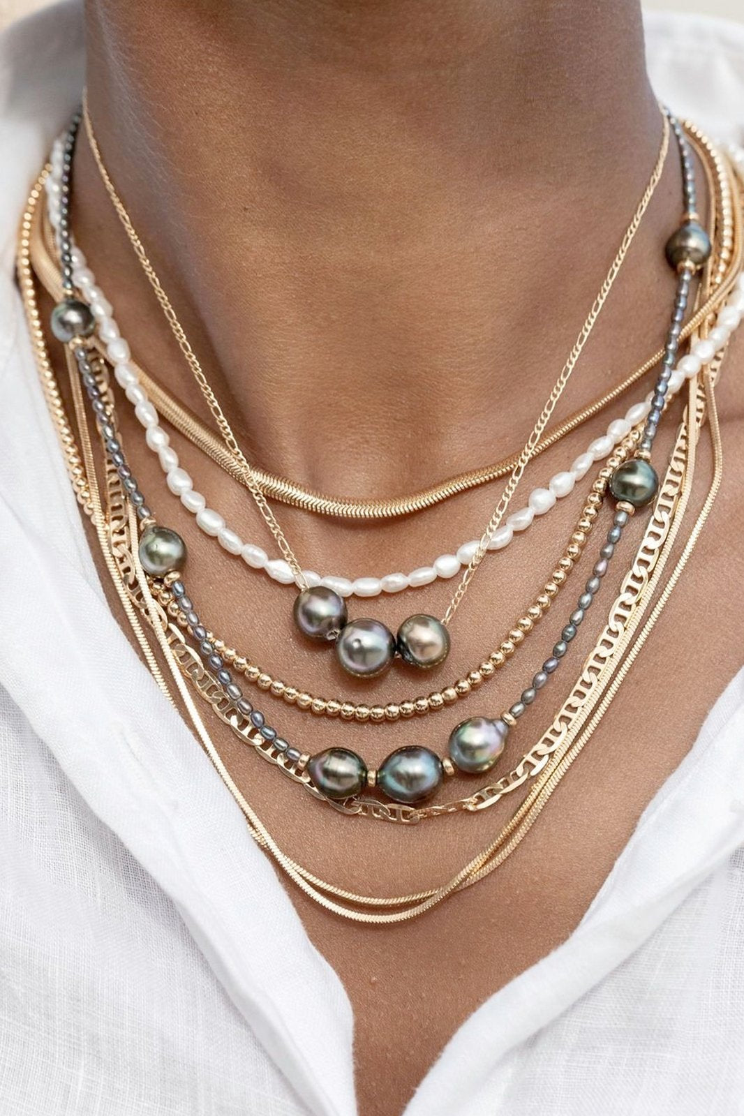DAINTY PEARL NECKLACE - MAILE - -