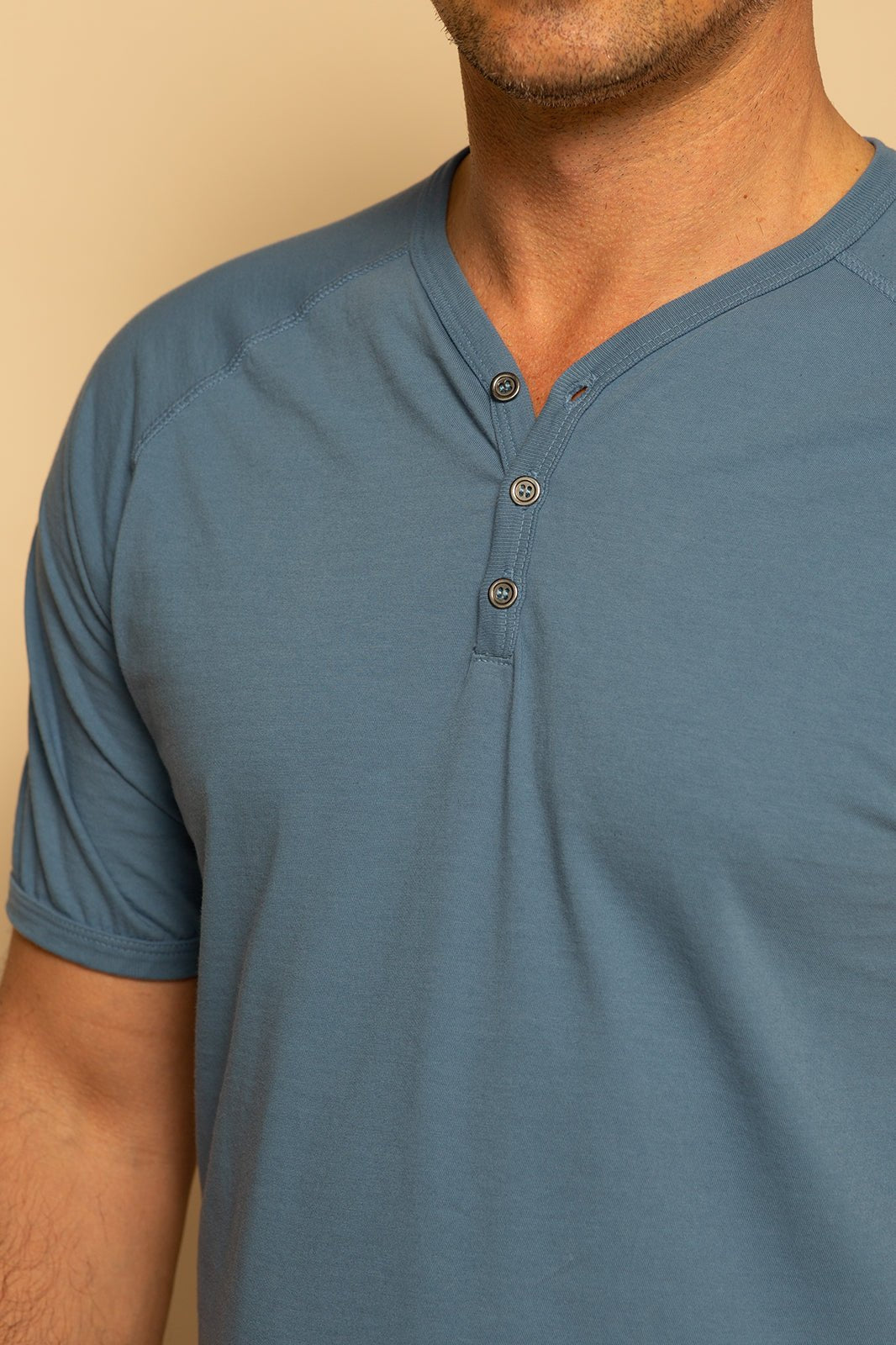 ORGANIC MENS HENLEY - FADED DENIM - S